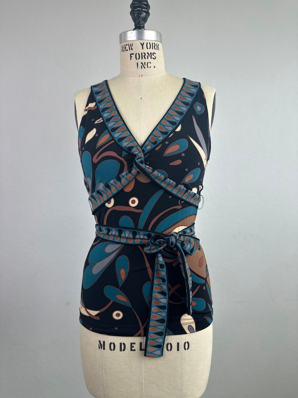 Bcbgmaxazria Y2K Abstract Geometric Print Faux Wrap Tie Top Size Xs